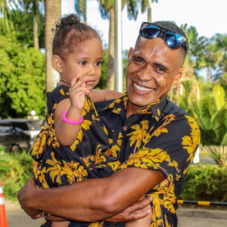 Niko Raman, Client Relations Director, discussing corporate gifting strategy with business clients